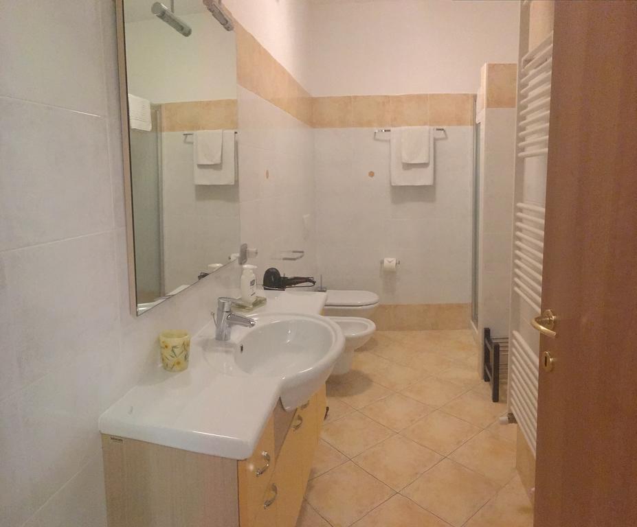 Mary Apartments Brenzone sul Garda Exterior foto